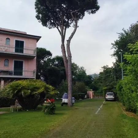 Lejlighed La Bussola Marina di Massa